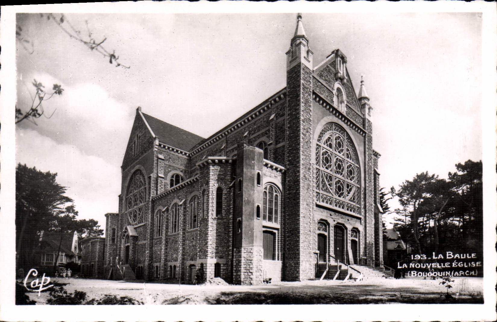 CPM Loire Inferieure La Baule Nouvelle eglise