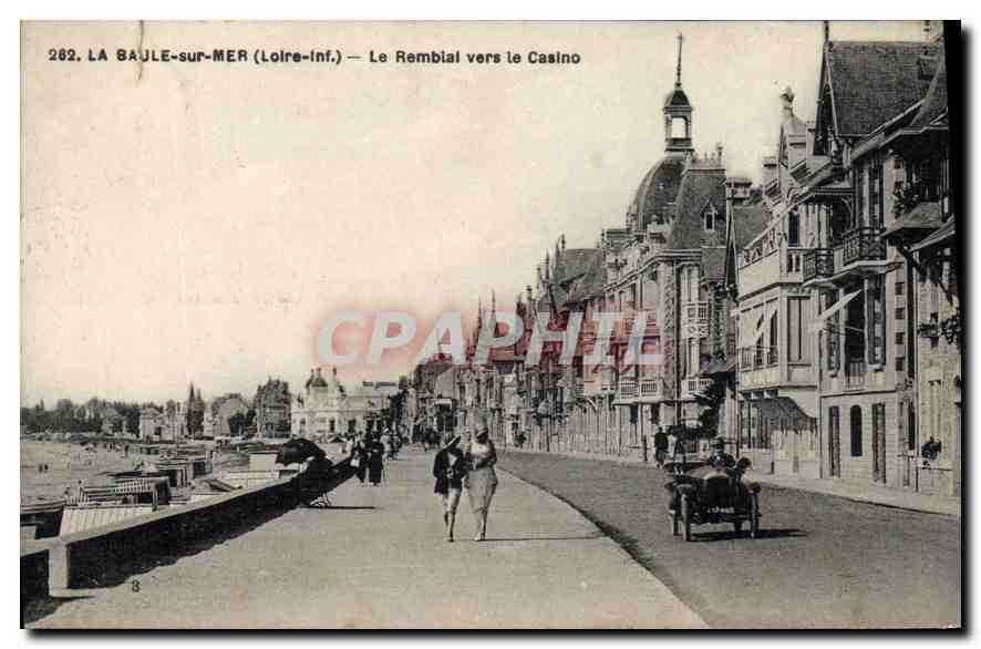 CPA La Baule sur Mer Loire Inf Le Rembial vers le Casino 