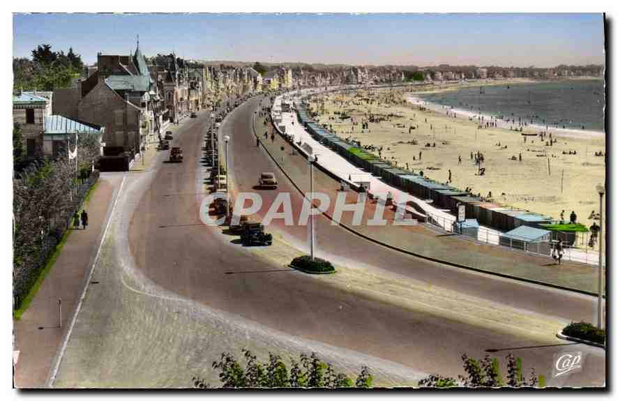 CPA La Baule La Plage et le Remblai 