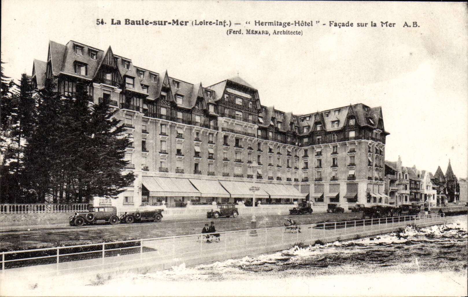 CPA La Baule sur Mer Loire Inf Hermitage Hotel Facade sur la Mer 