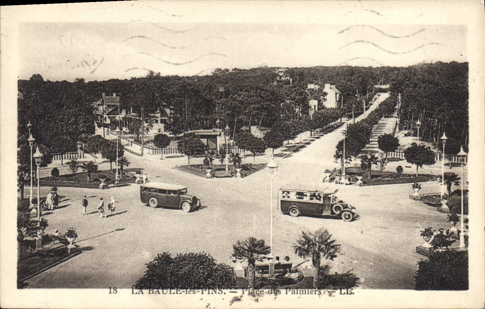 CPA La Baule les Pins Place des Palmiers 