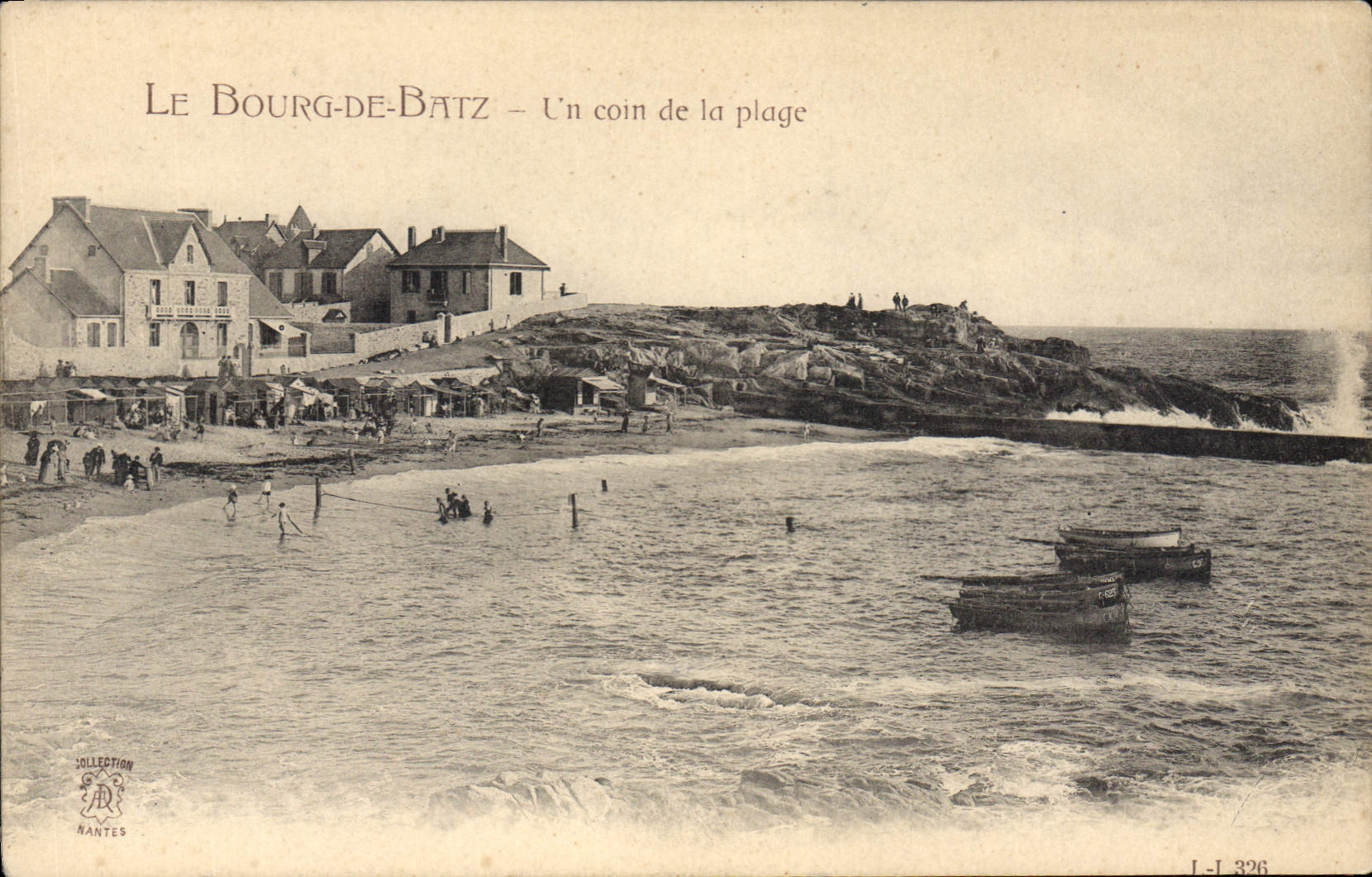 CPA Le Bourg de Batz Un coin de la plage 