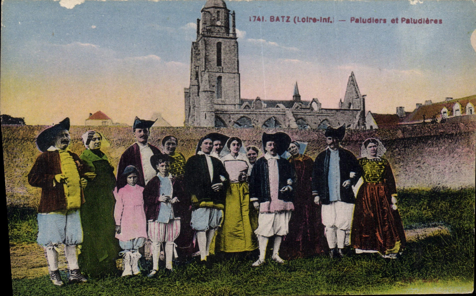 CPA Batz Loire Paludiers et Paludieres Folklore
