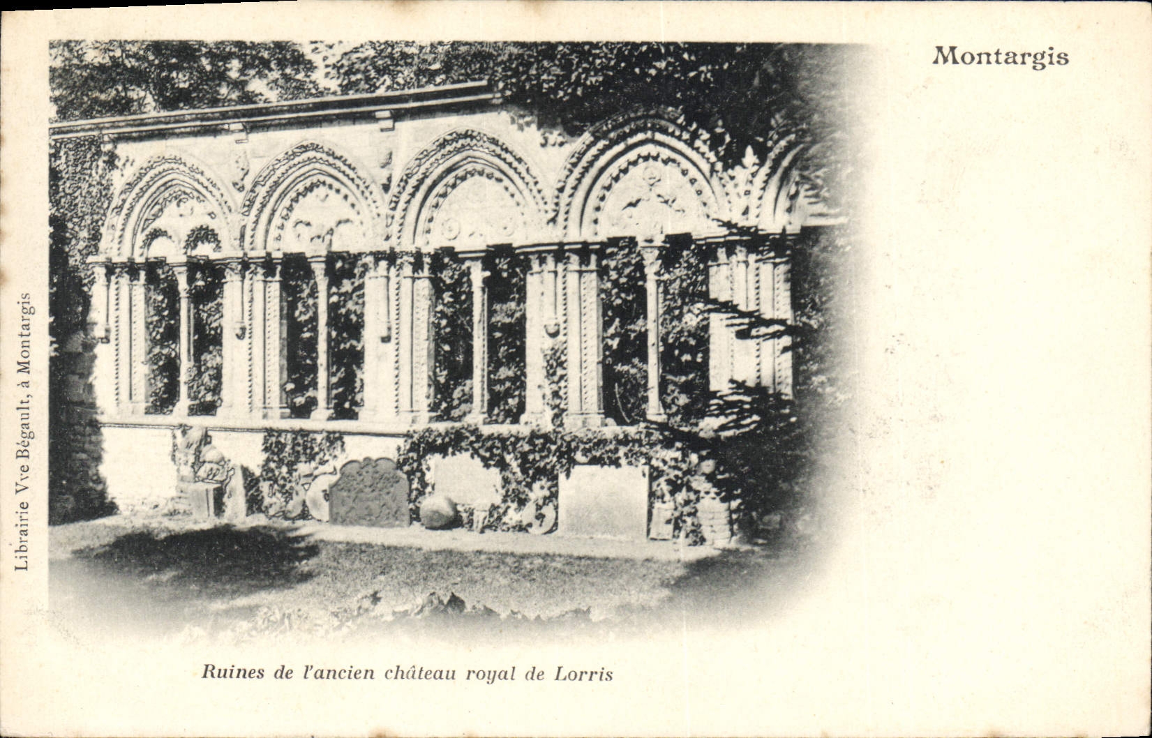 CPA Montargis Ruines de l'ancien chateau royal de Lorris 
