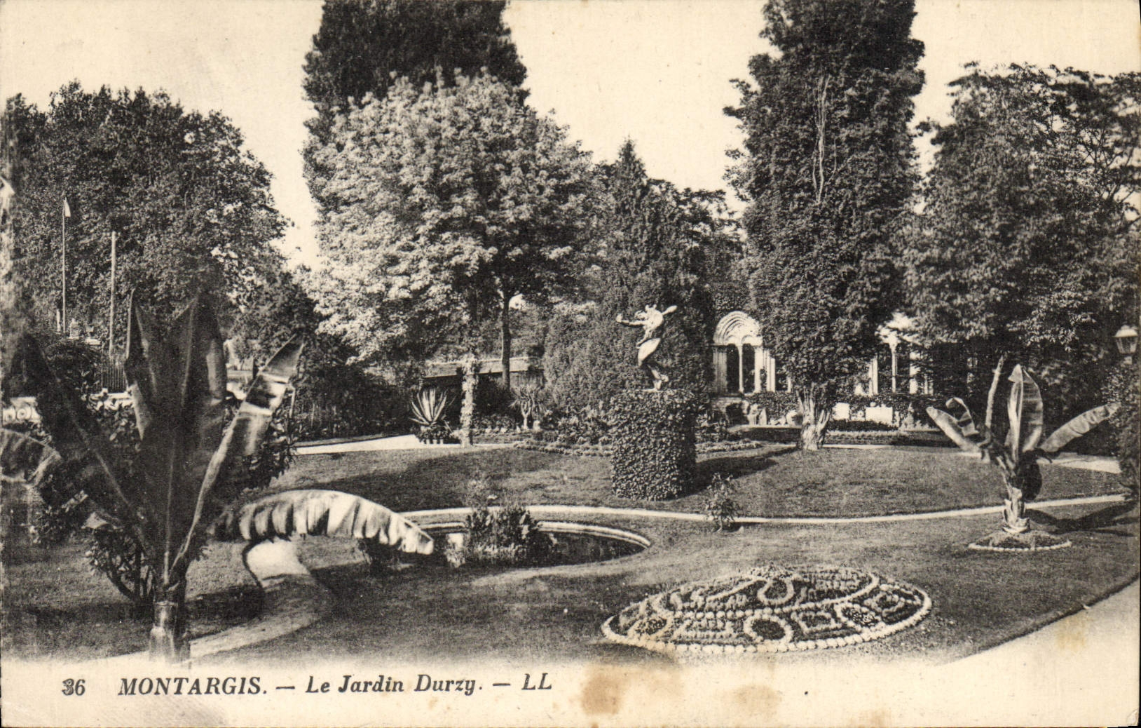 CPA Montargis Le Jardin Durzy 