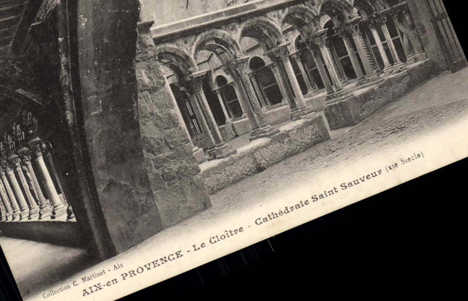 Aix-en-Provence - Der Cloister - Kathedrale Saint Sauveur (11. Jahrhundert) — Sammlung C. Martinet