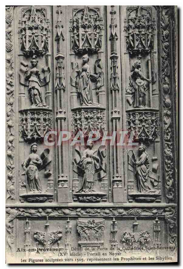 Aix-en-Provence — Détail de la Porte de la Cathédrale Saint-Sauveur (XVe siècle) — Portail en Noyer, les Figures sculptées vers 1505 représentent les Prophètes et les Sibylles