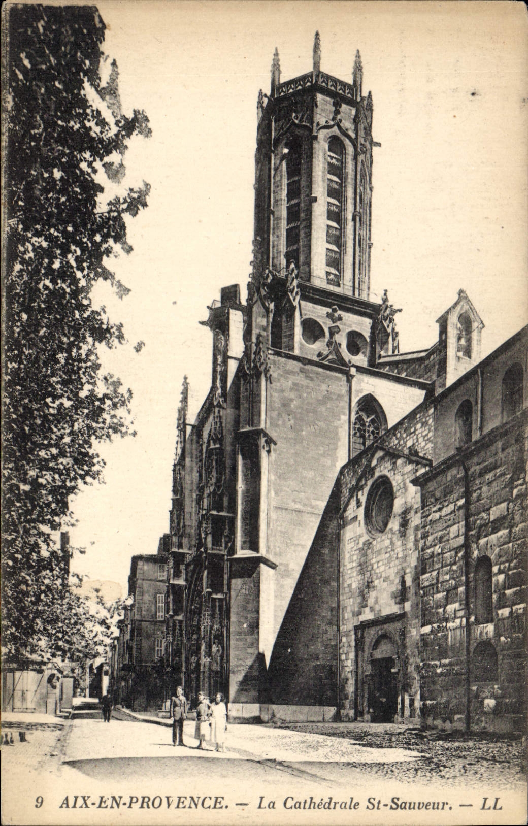 Aix-en-Provence — La Cathédrale St-Sauveur — LL
