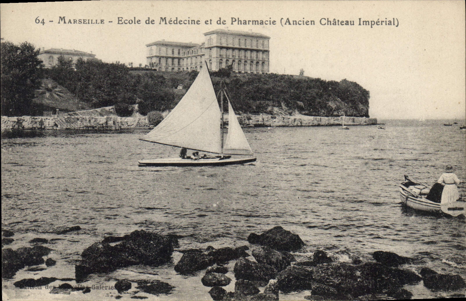 CPA Marseille Ecole de medecine et de pharmacie Ancien chateau Imperial Bateau 