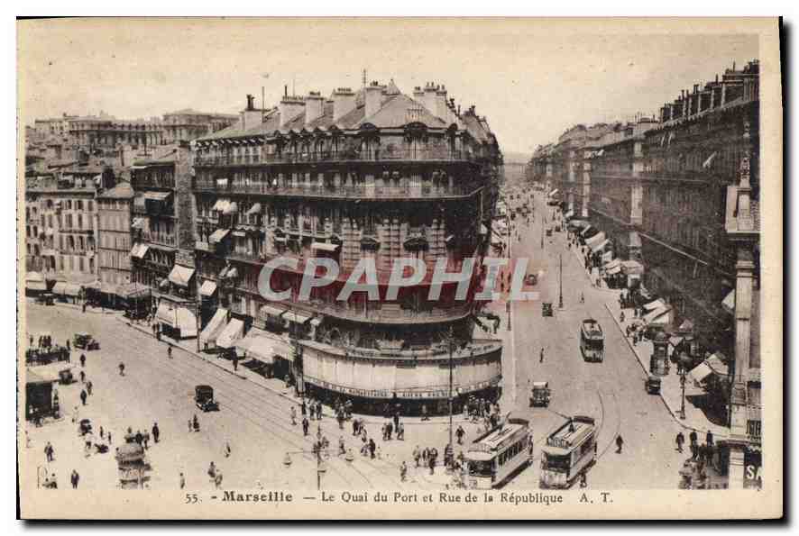 CPA Marseille le Quai du Port et la Rue de la Republique Tramway  