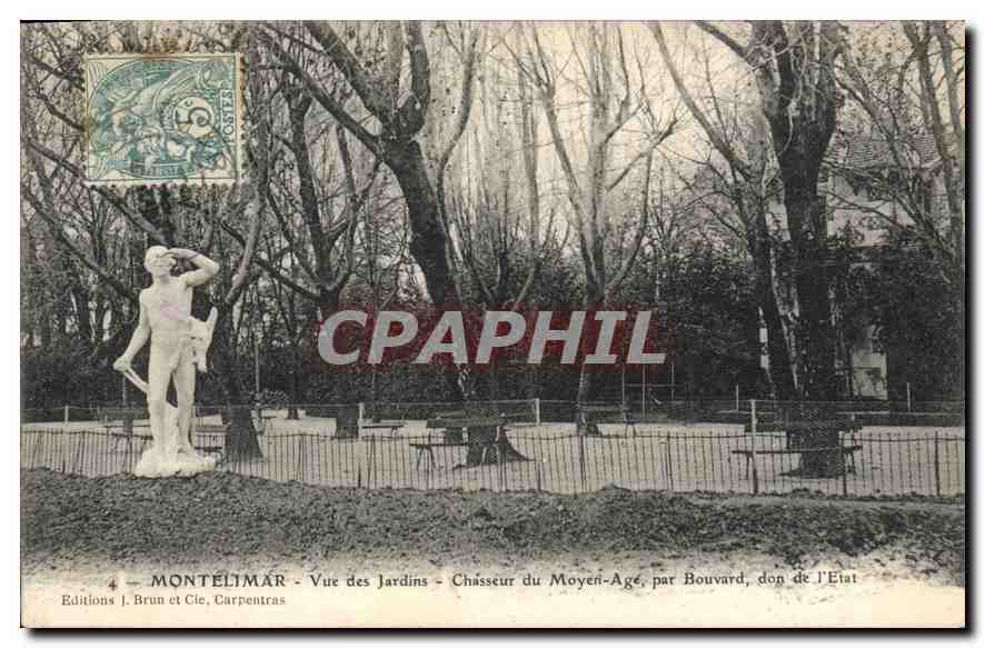 Montélimar - Vue des Jardins - Chasseur du Moyen-Age, par Bouvard, don de l'Etat