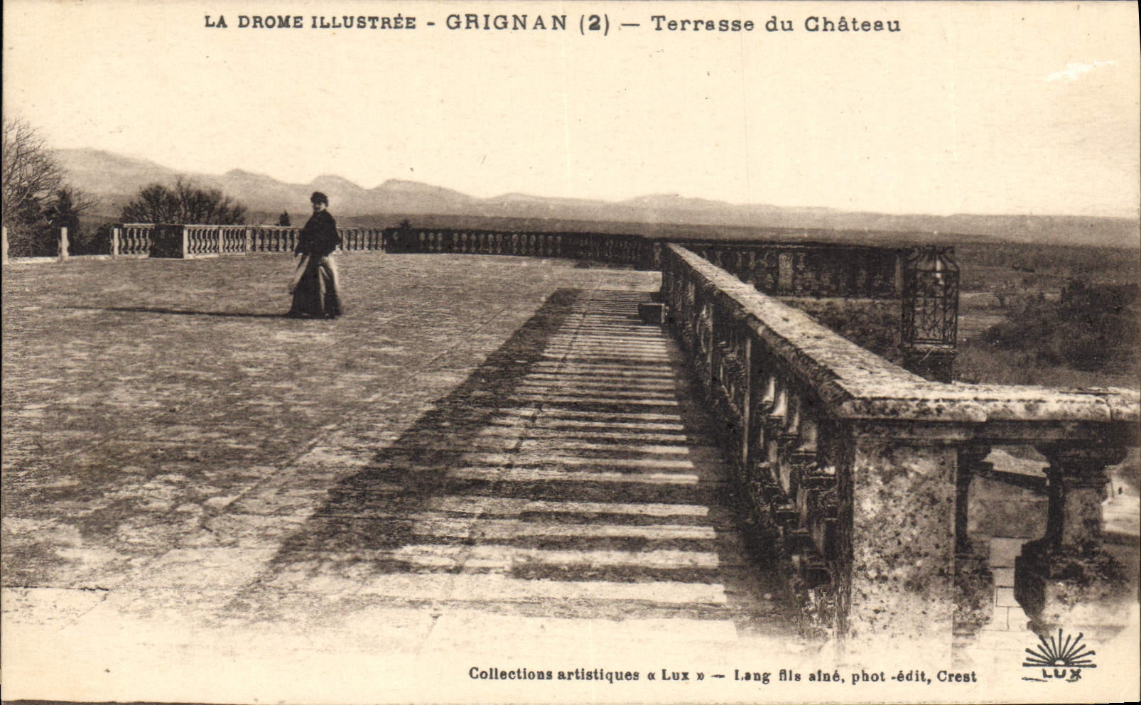 CPA la Drome Illustree Grignan terrasse du chateau 
