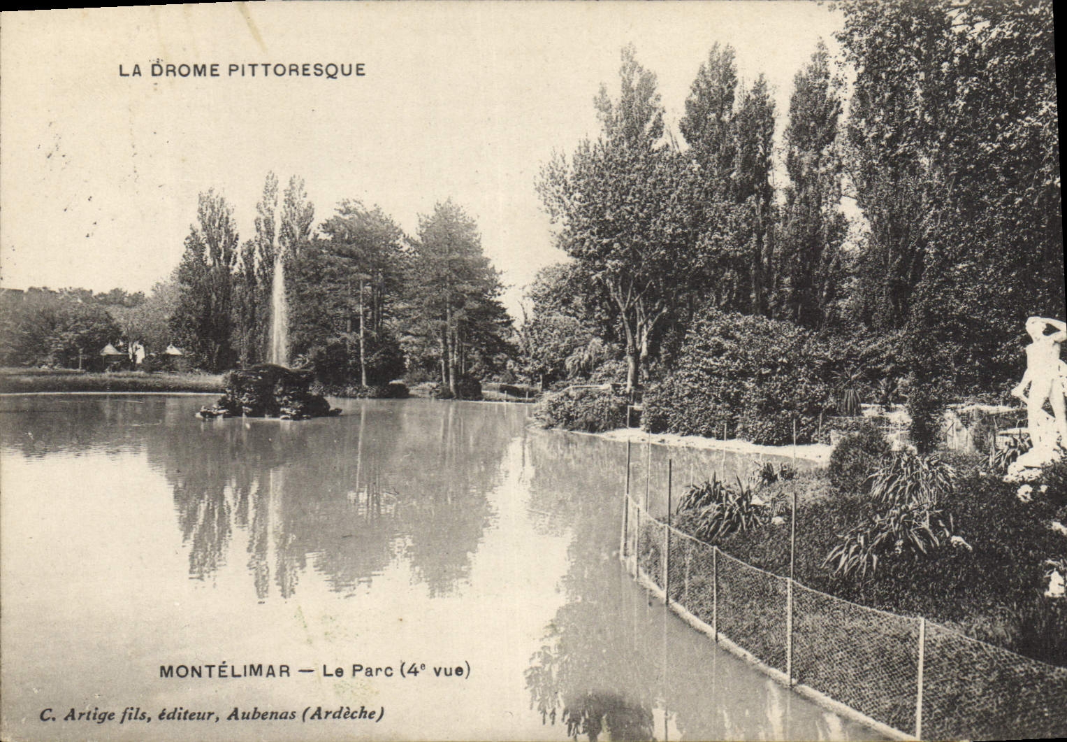 CPA La Drome Pittoresque Montelimar le Parc 4e vue 
