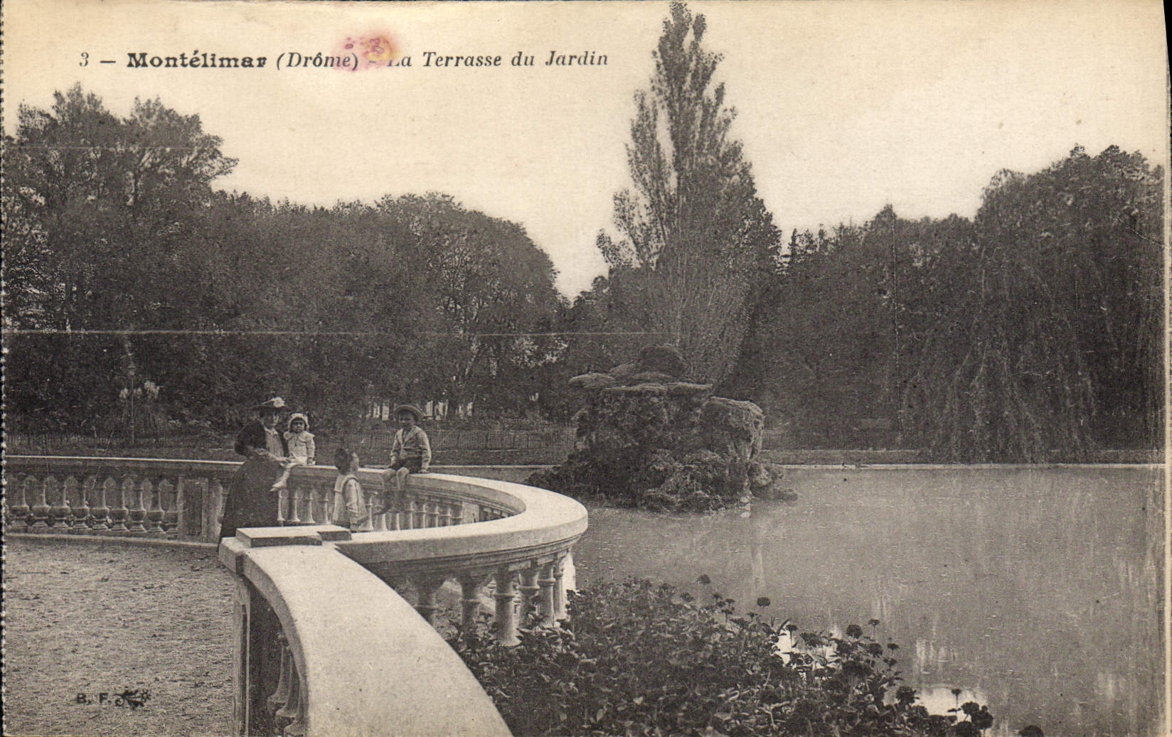 CPA monelimar drome la terrasse du jardin