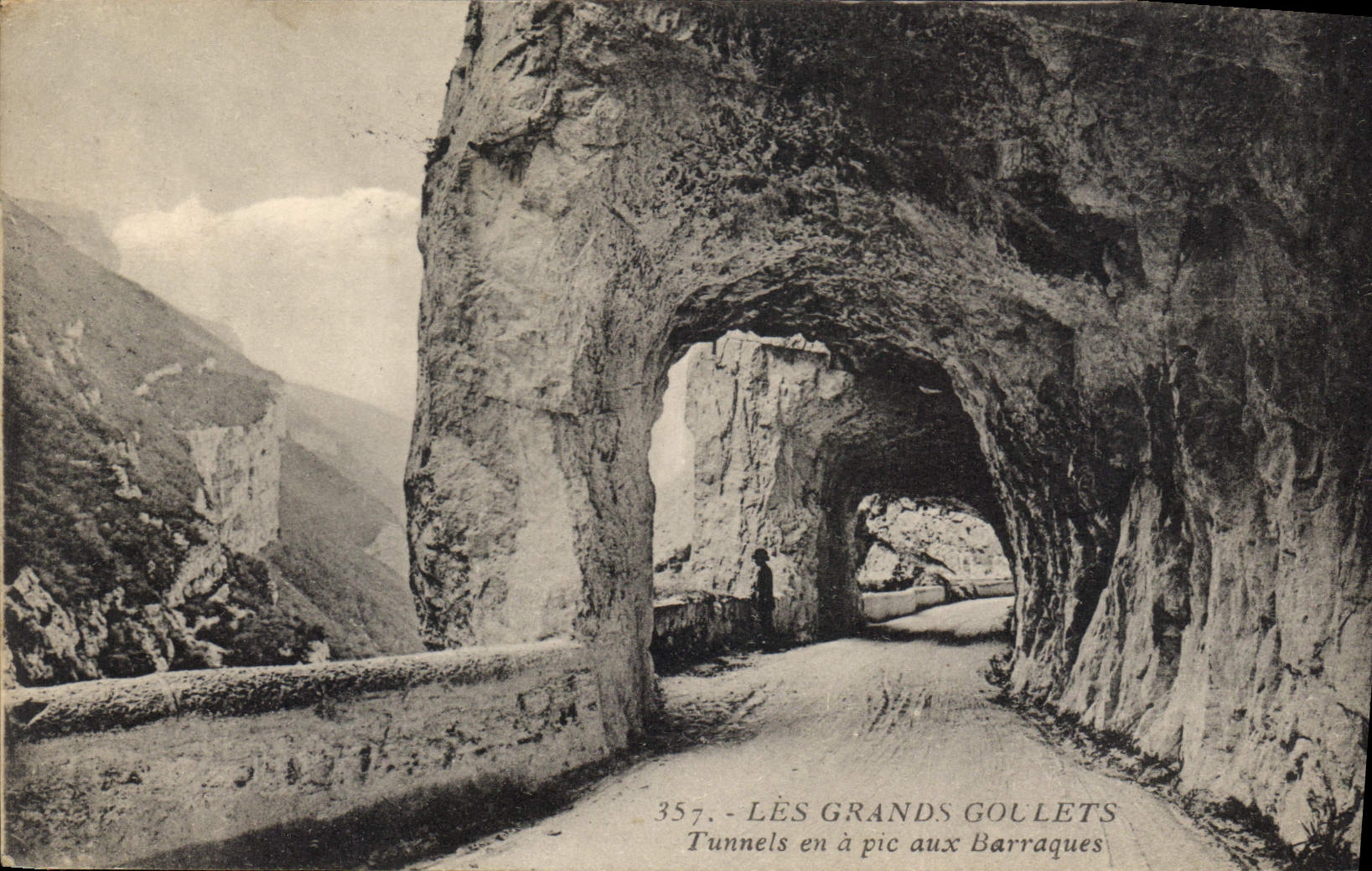 CPA Les grands gollets tunnels en a pic aux barraques