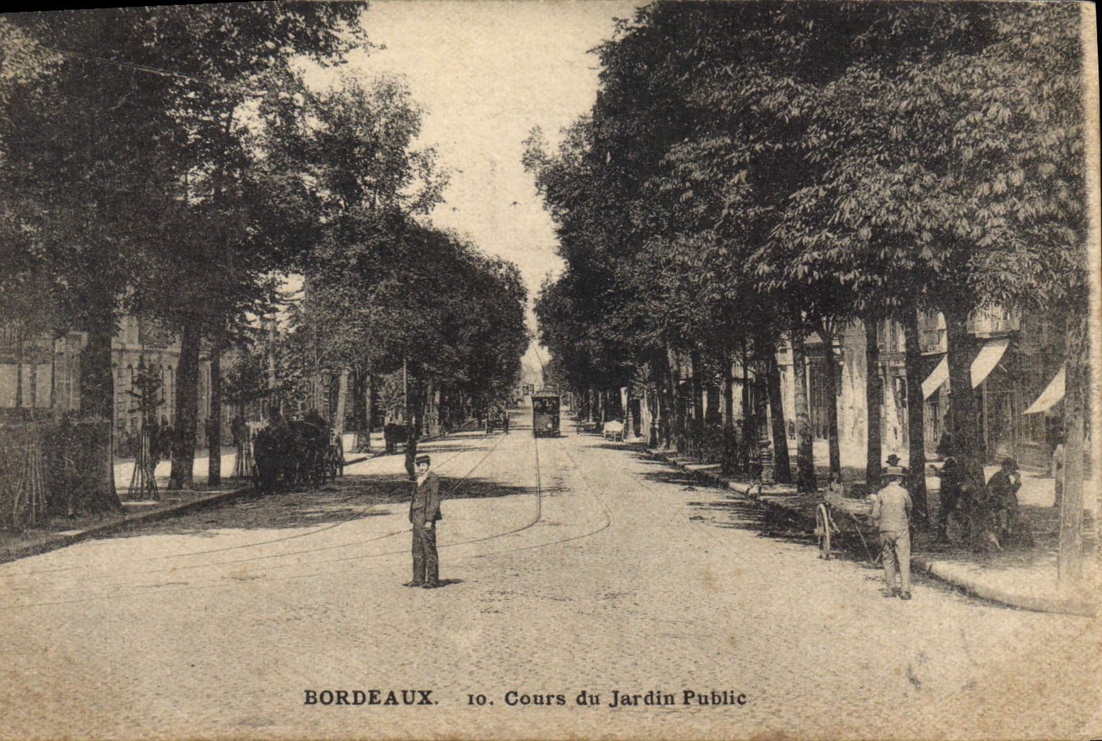 CPA Bordeaux Cours du Jardin Public