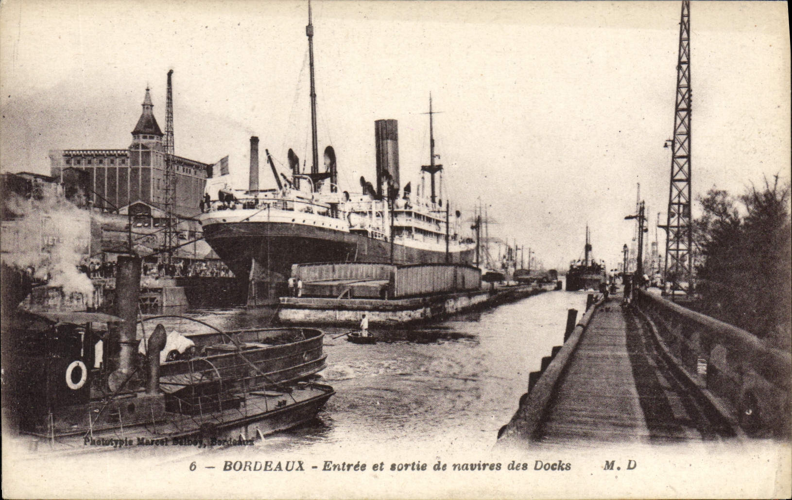 Bordeaux — Entrée et sortie de navires des Docks — Phototypie Marcel Selboey, Bordeaux