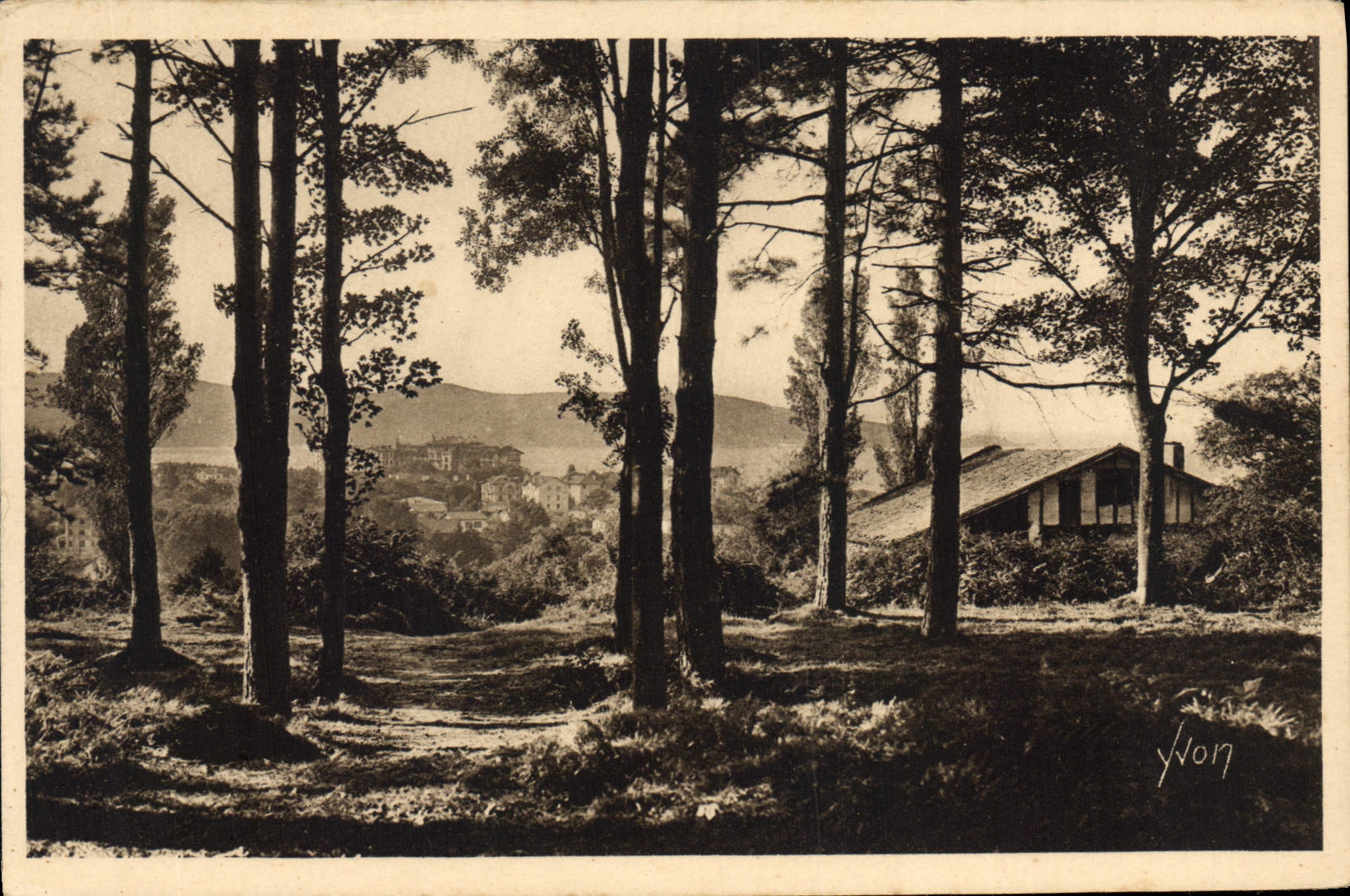 Le Bois d'Amour — Hendaye (Basses-Pyrénées) — Éditions d'Art VVon7