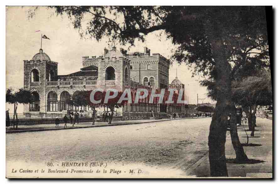 CPA Hendaye Le Casino et le Boulevard Promenade de la Plage