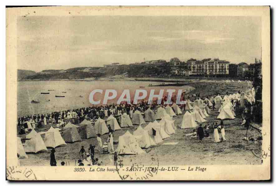 CPA Saint Jean de Luz La Cote Basque La Plage