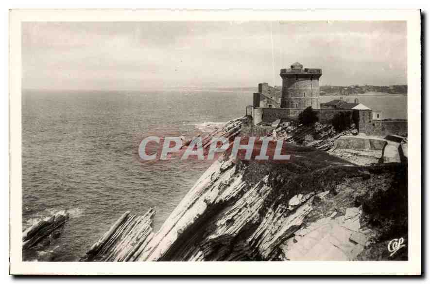 CPA Saint Jean de Luz Le Fort de Socoa et les Falaises a maree basse