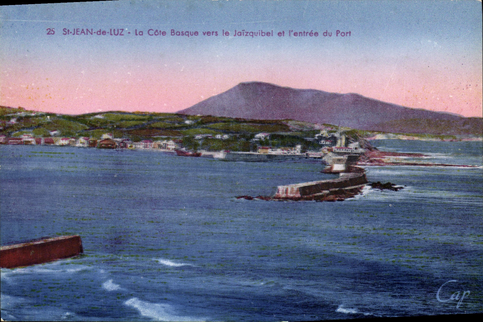 CPA Saint Jean de Luz La Cote Basque vers le Jaizquibel et l'entree du Port