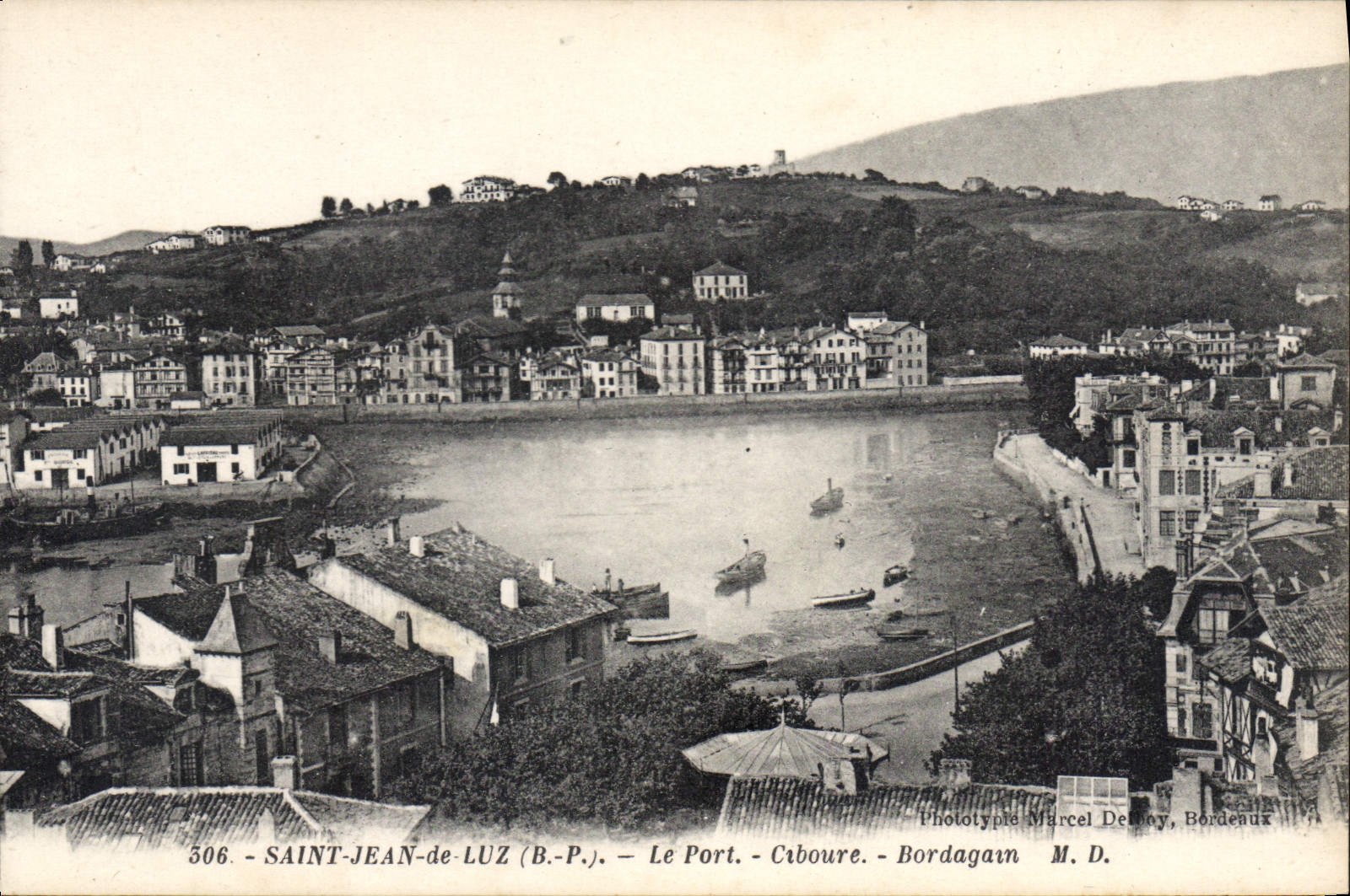 CPA Saint Jean de Luz Le Port Ciboure Bordagain