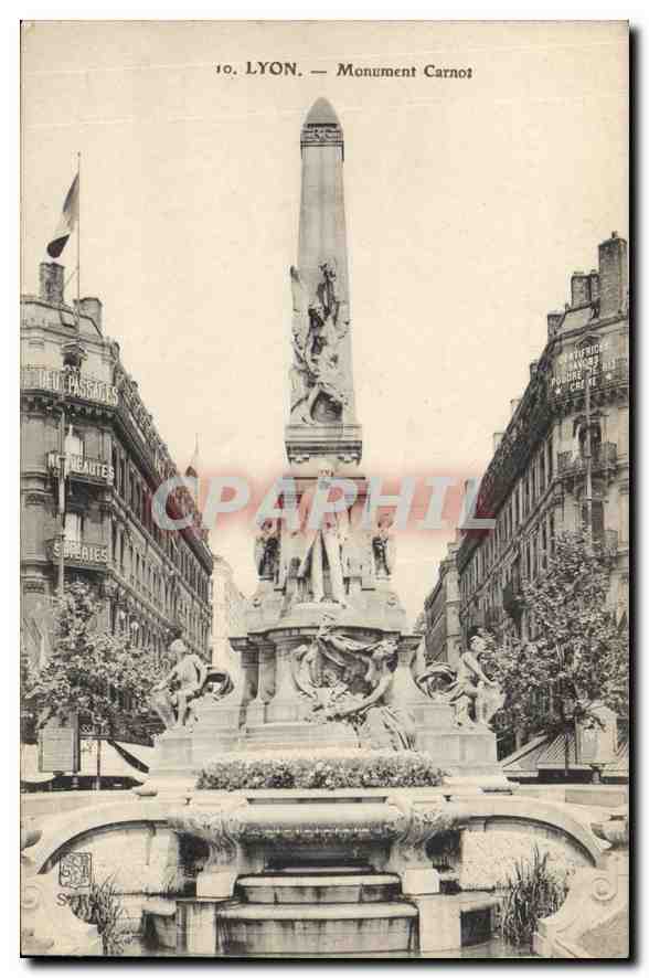 CPA Lyon Monument Carnot
