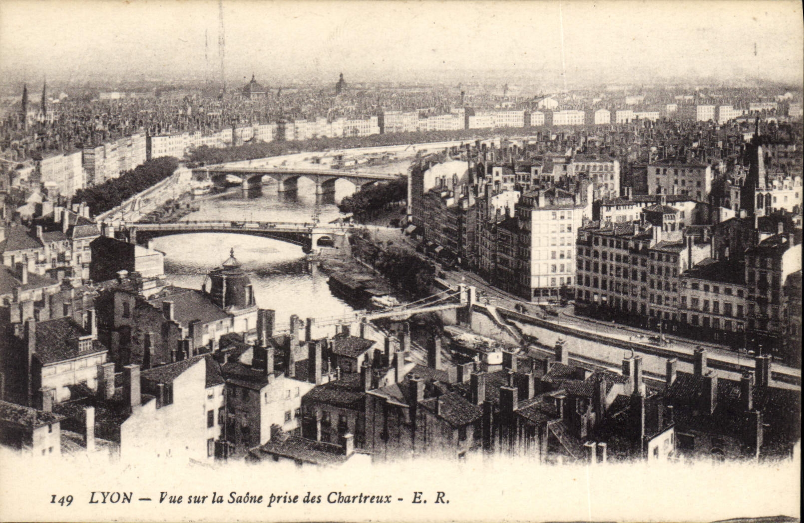 LYON — Vue sur la Saône prise des Chartreux — E. R.