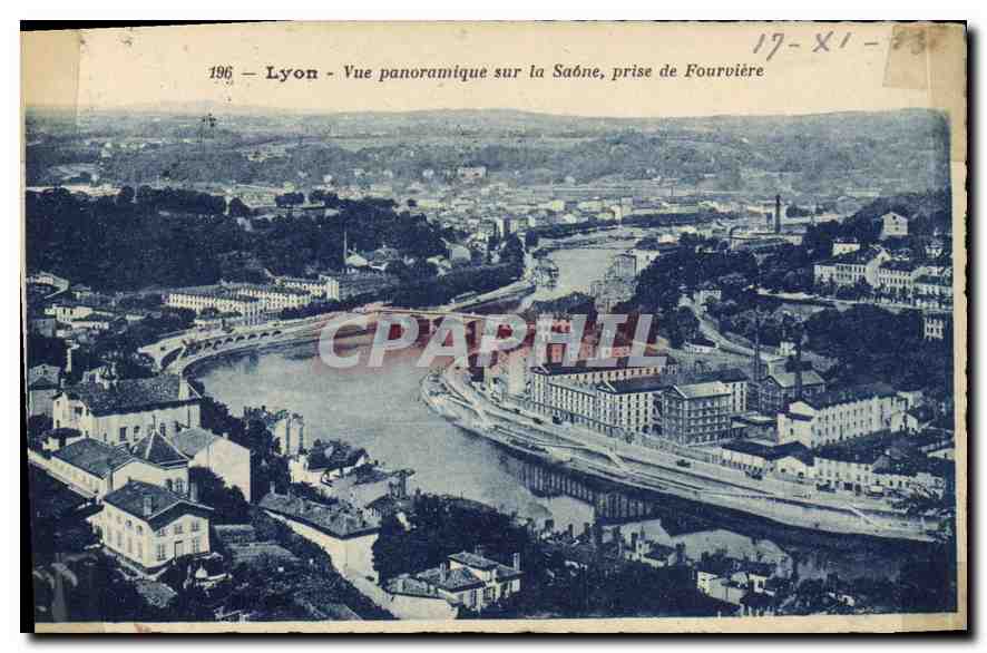 Lyon - Vue panoramique sur la Saône, prise de Fourvière