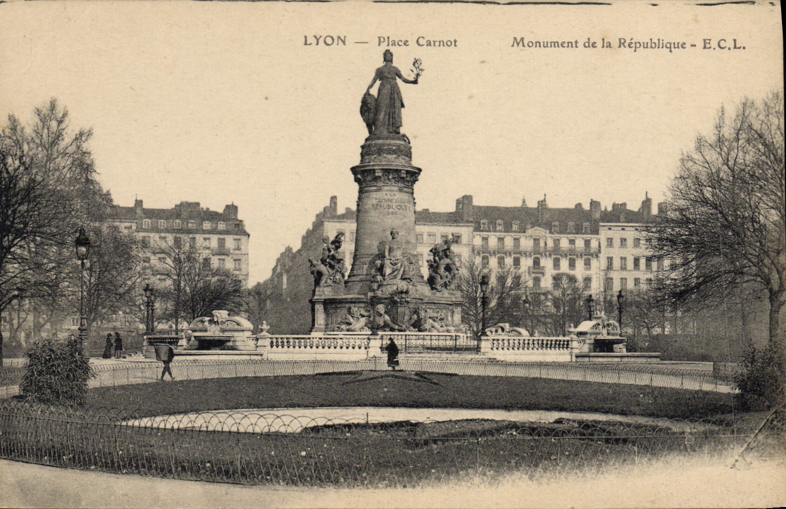 LYON — Place Carnot — Monument de la République — E.C.L.