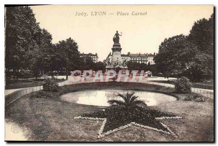 LYON — Place Carnot — éditeur anonyme, n° de série 5067