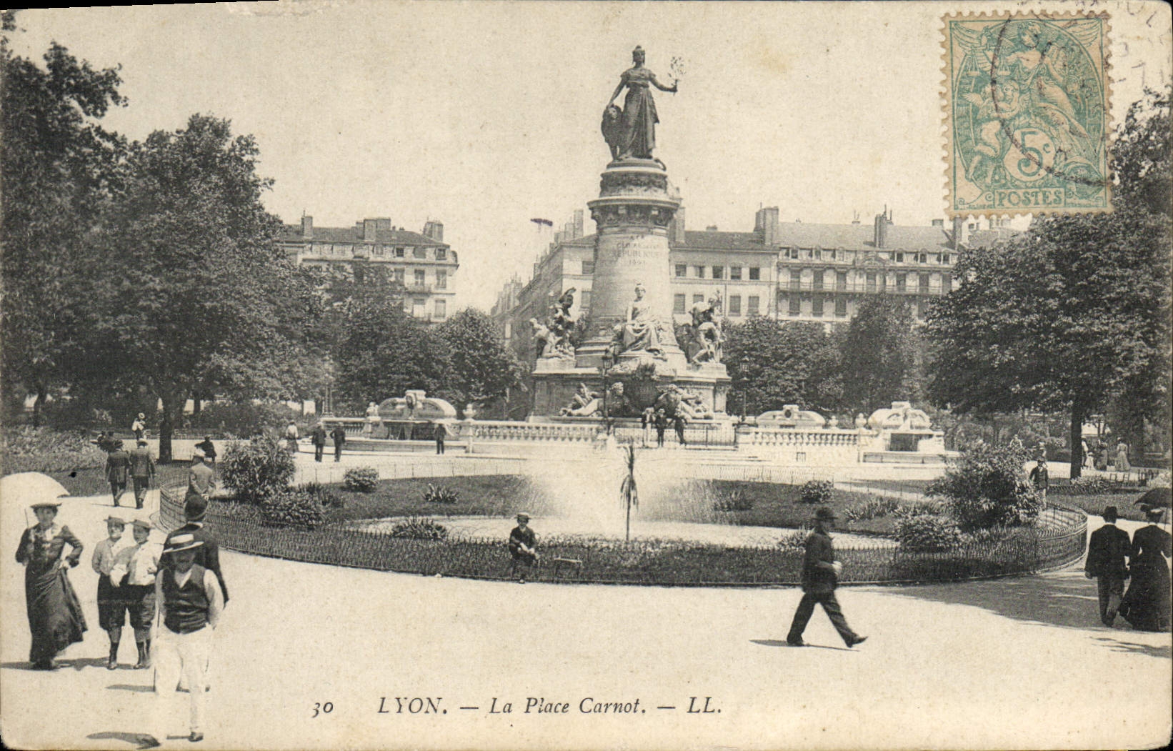 LYON. — La Place Carnot. — LL. — Éditeur LL, n° 30