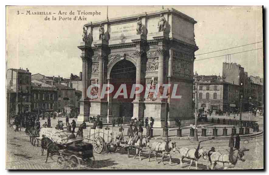 CPA Marseille Arc de Triomphe de la Porte d'Aix 