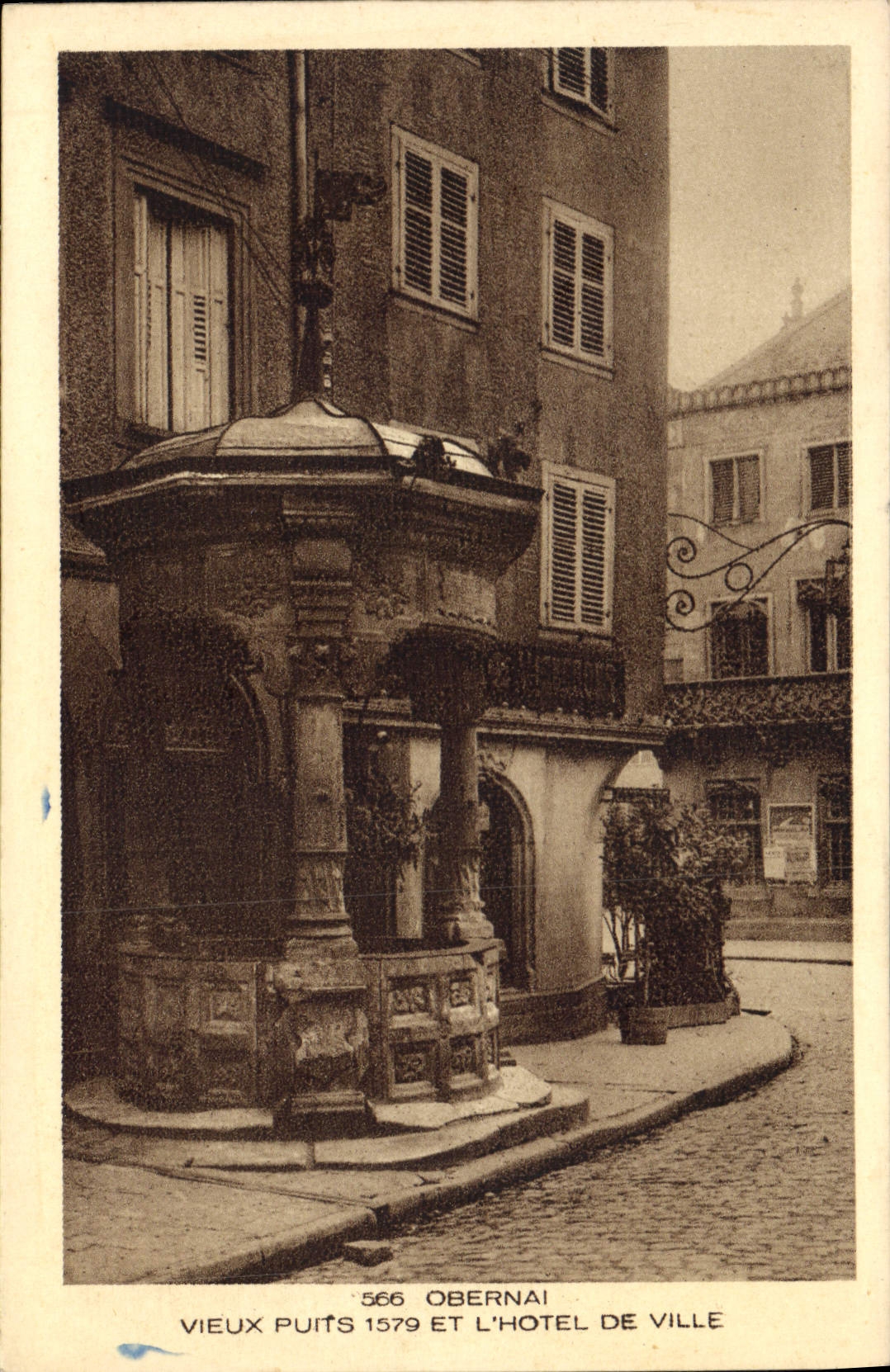 CPA Obernai Vieux Puits 1579 Et L'Hotel de Ville 