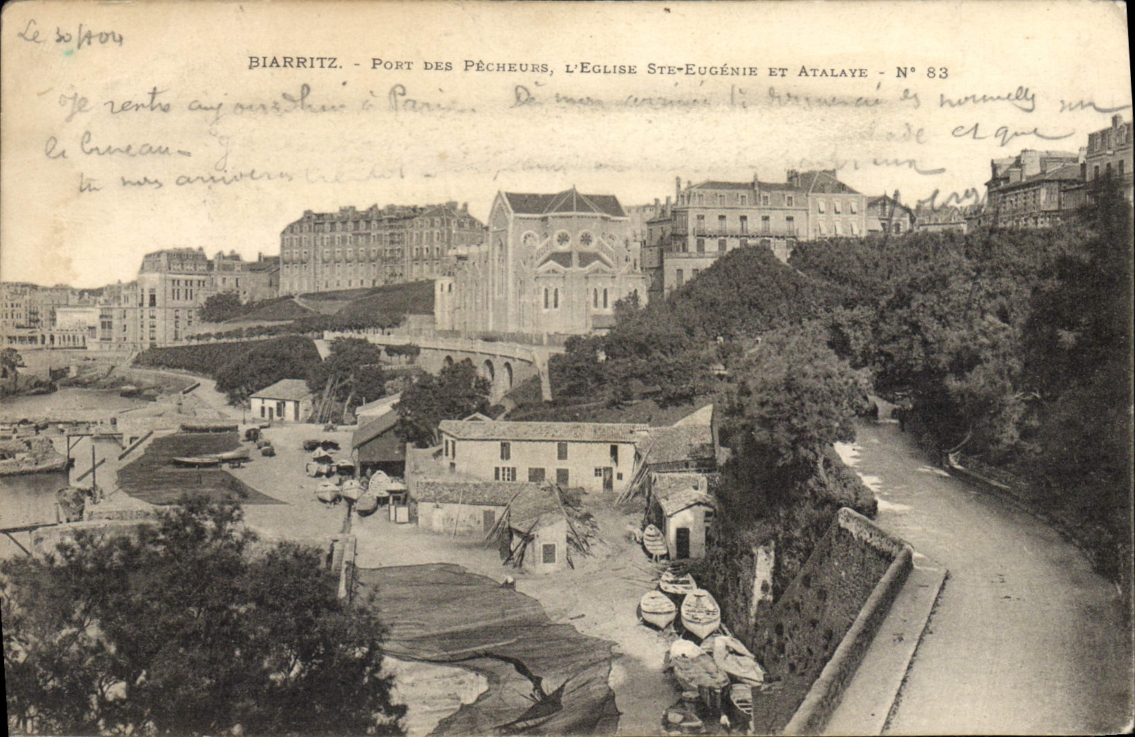 CPA Biarritz Port des Pecheurs L'Eglise Ste Eugenie et Atavale 