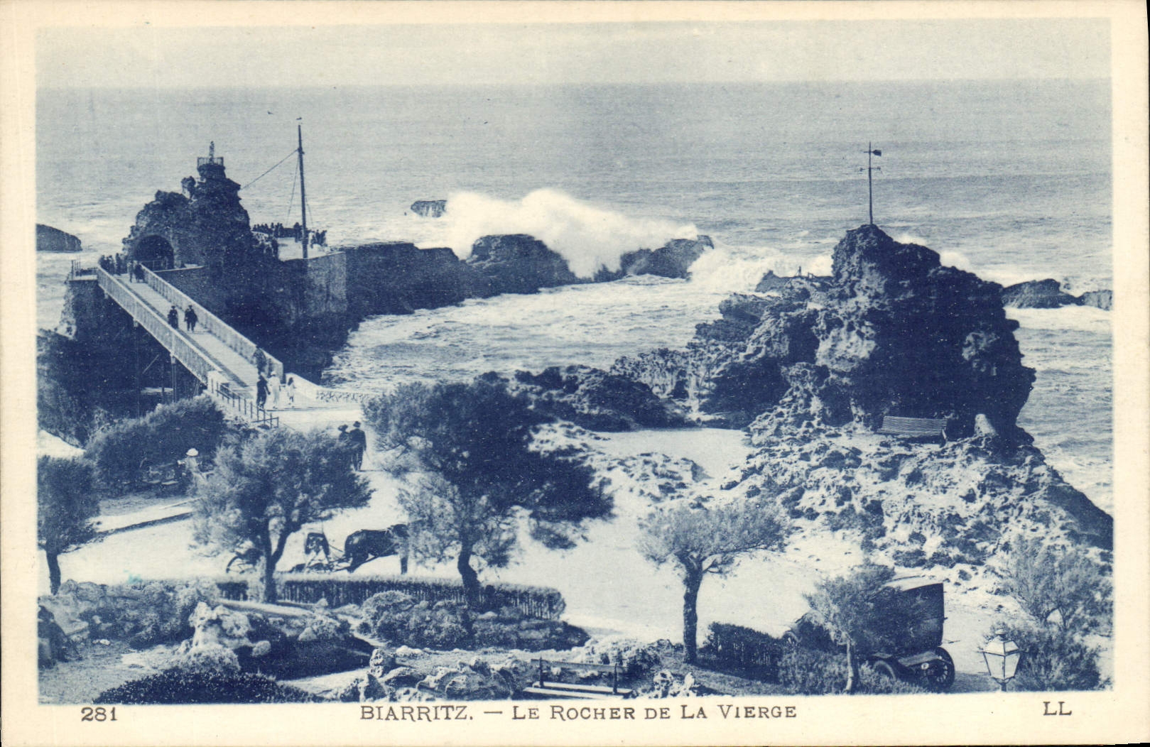 CPA Biarritz Le Rocher de la Vierge 