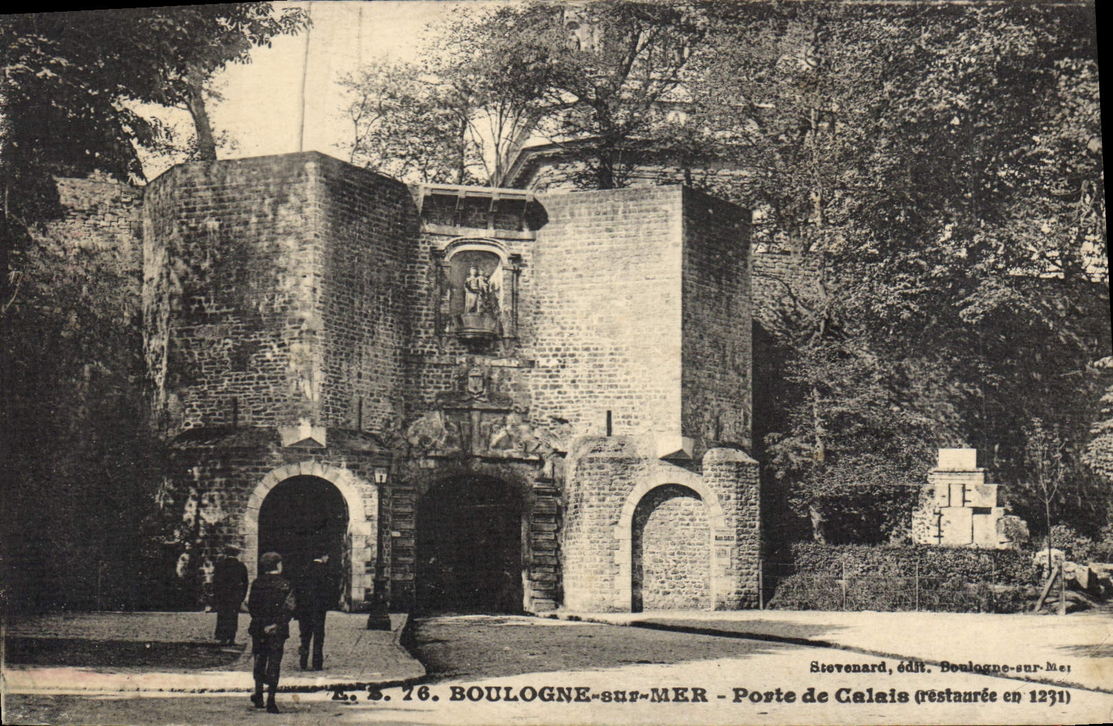 Boulogne-sur-Mer — Porte de Calais (restaurée en 1231) — Stovenard, édit. Boulogne-sur-Mer