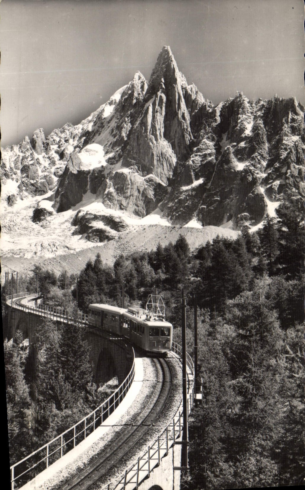 Train du Montenvers et Aiguille du Drâ - Chamonix — Édition Gil - Annegy