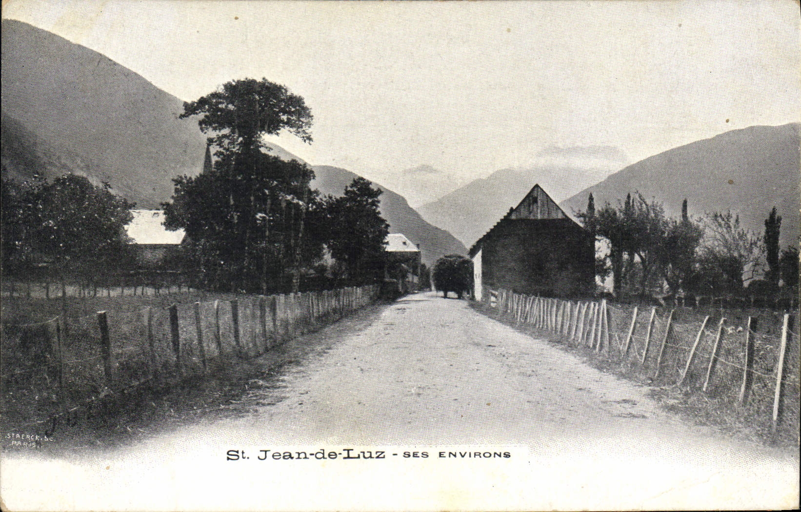 St Jean-de-Luz - SES ENVIRONS — Stacker & Cie, Paris - Recto