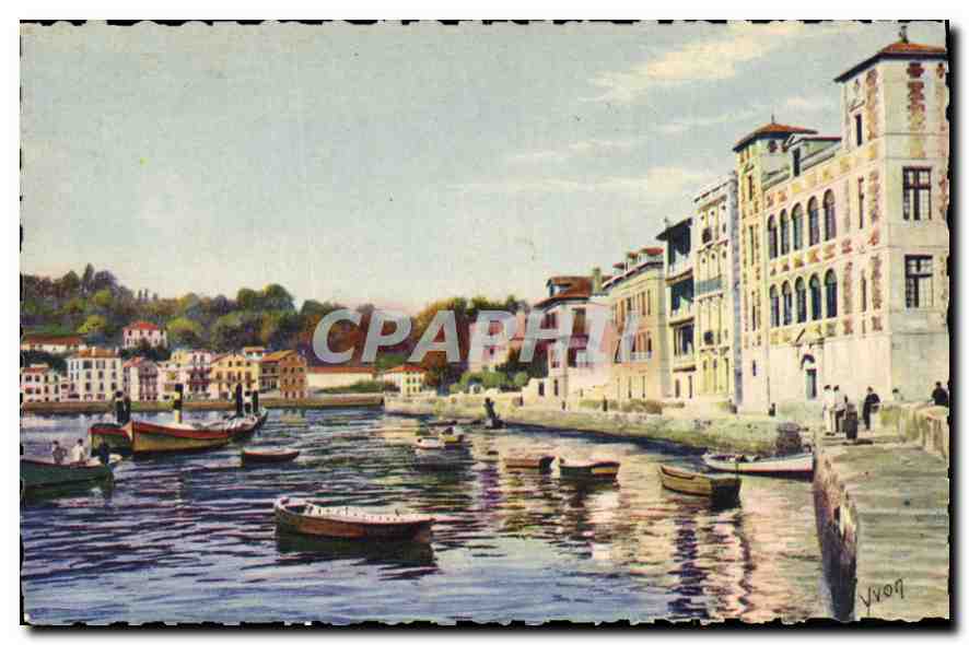 CPA Cote Basque Saint Jean de Luz Basses Pyrenees Le quai de l'Infante