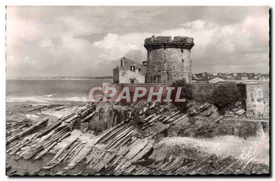 CPM Saint Jean de Luz Basses Pyr Le Fort du Socoa 