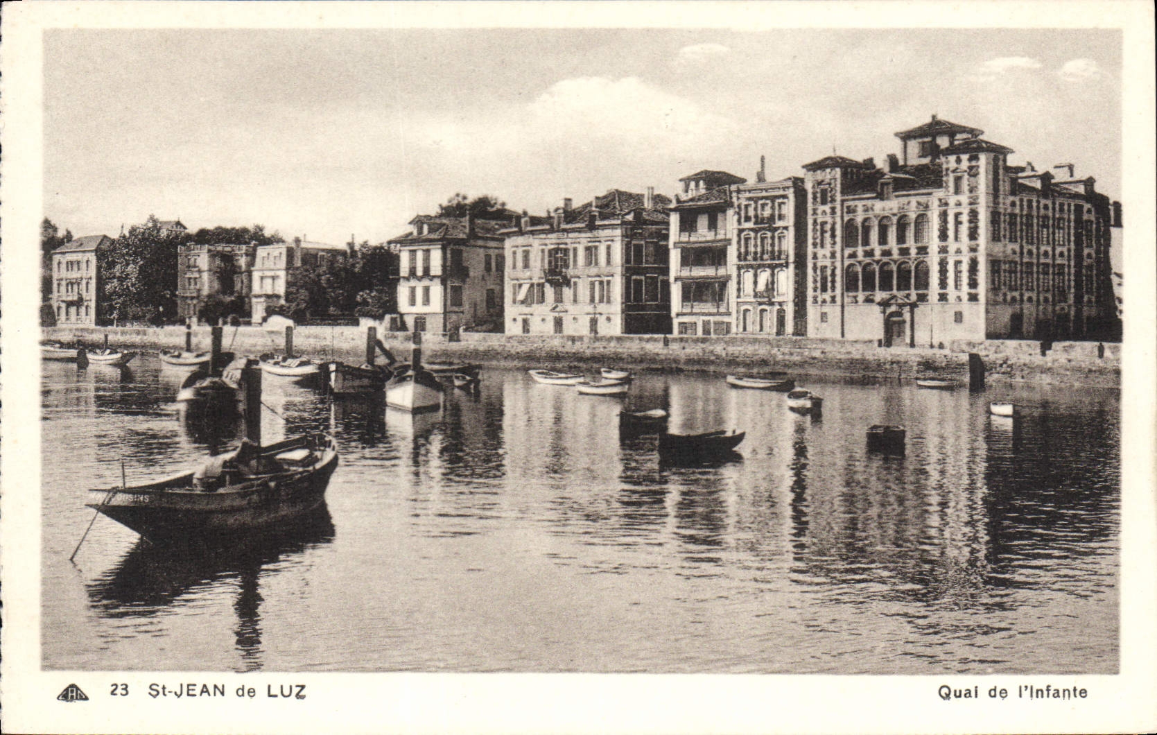 St-Jean de Luz — Quai de l'Infante — CPA PHIL
