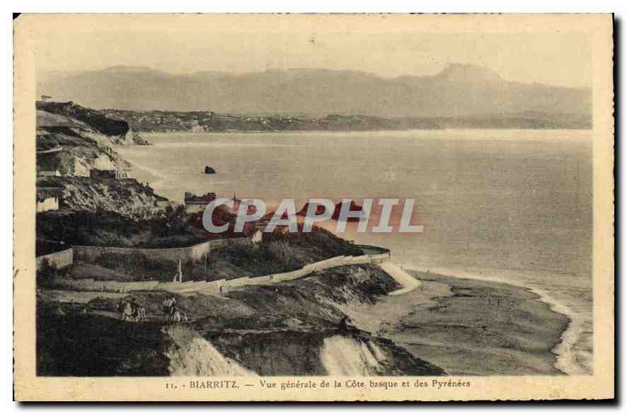 CPA Biarritz Vue generale de la Cote Basque et les Pyrenees 