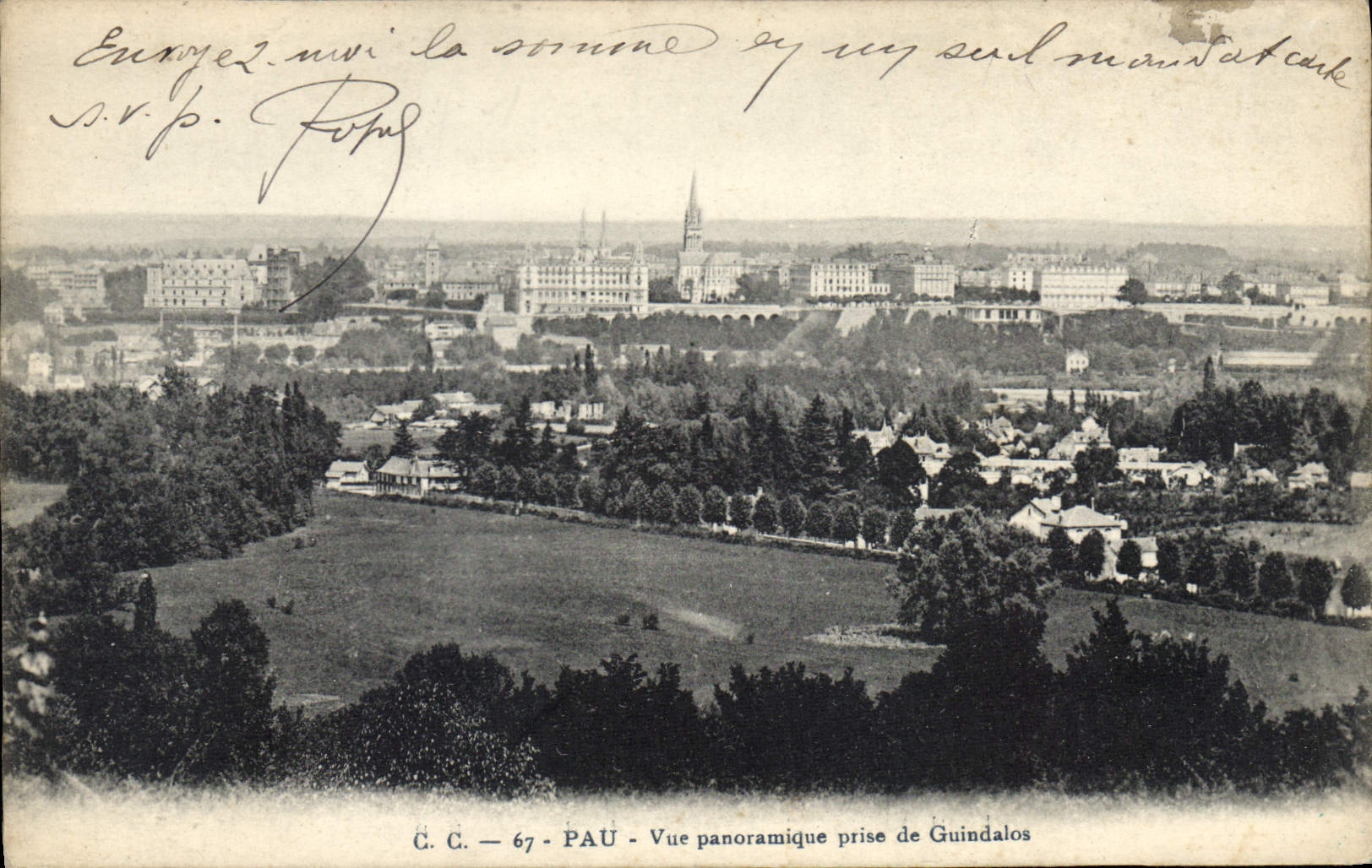 Pau — Vue panoramique prise de Guindalos — C.C. 67