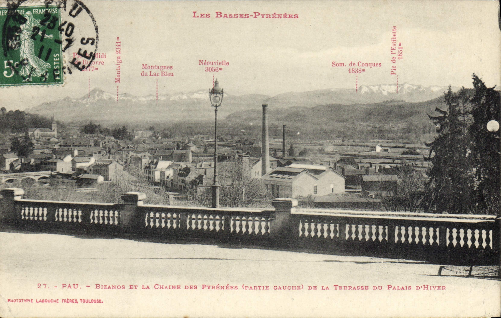 Pau - Bézanos et la chaîne des Pyrénées (partie gauche) de la terrasse du Palais d'Hiver — Phototypie Labouche Frères, Toulouse