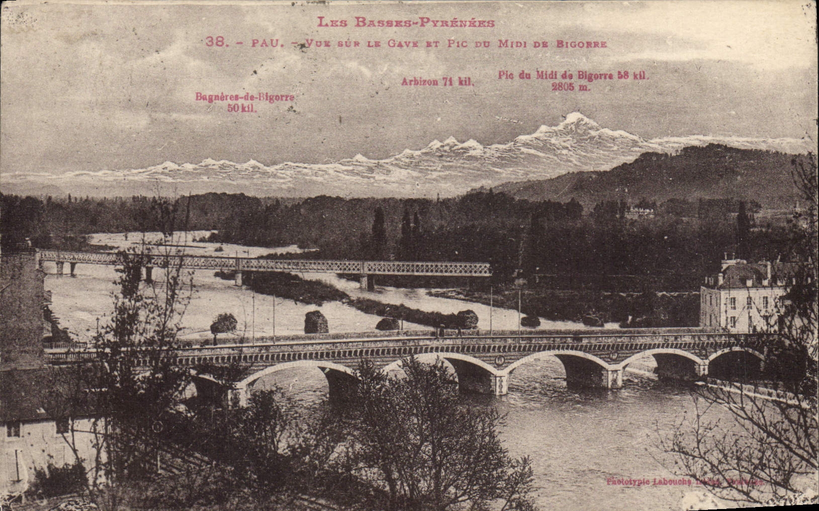 Vue sur le Gave et Pic du Midi de Bigorre — Les Basses-Pyrénées — Phototypie Labouché, Pau