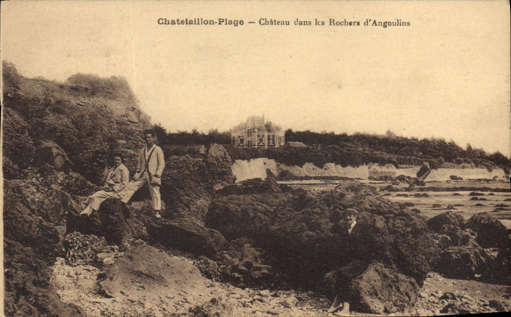 CPA Chatelaillon Plage Chateau dans les Rochers d'Angoulins 