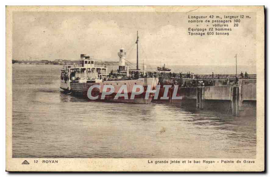 CPA Royan La grande jetee et le bac Pointe de Grava Bateau