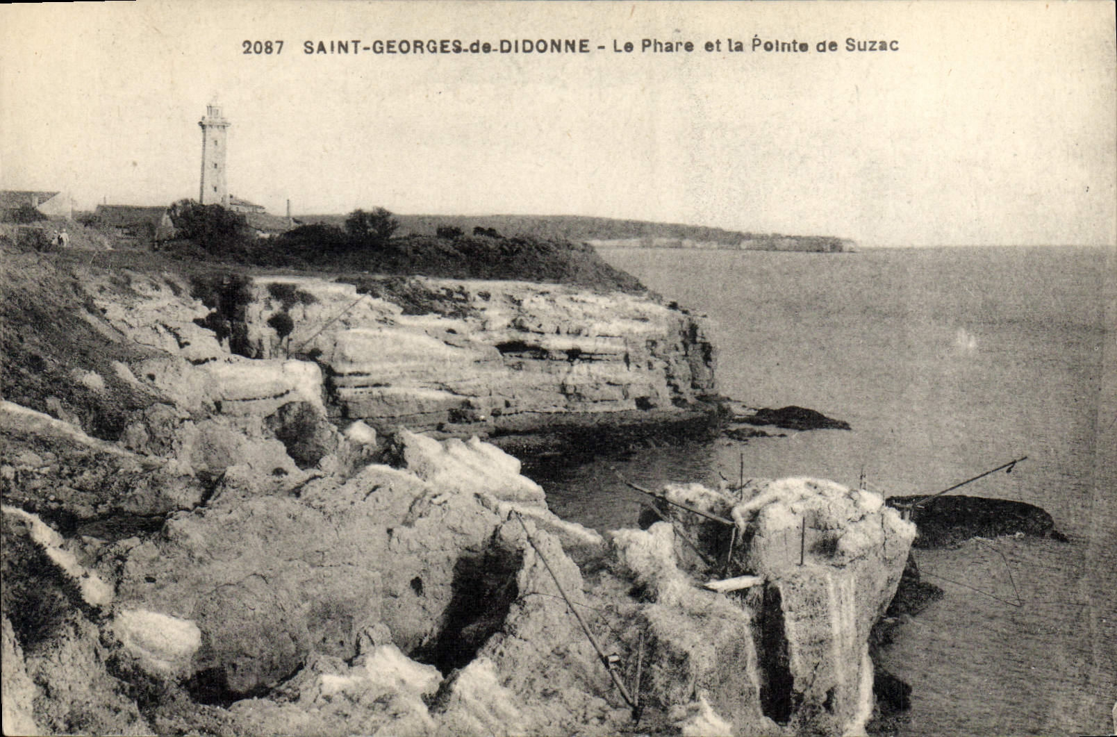 Saint-Georges-de-Diddonne — Le Phare et la Pointe de Suzac — Éditeur : Cliché Le Guiaire de Soujon